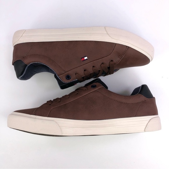 Tommy Hilfiger Mens Ref Leather Low Top Lace Up Fashion Brown, US size 9 - Picture 3 of 8